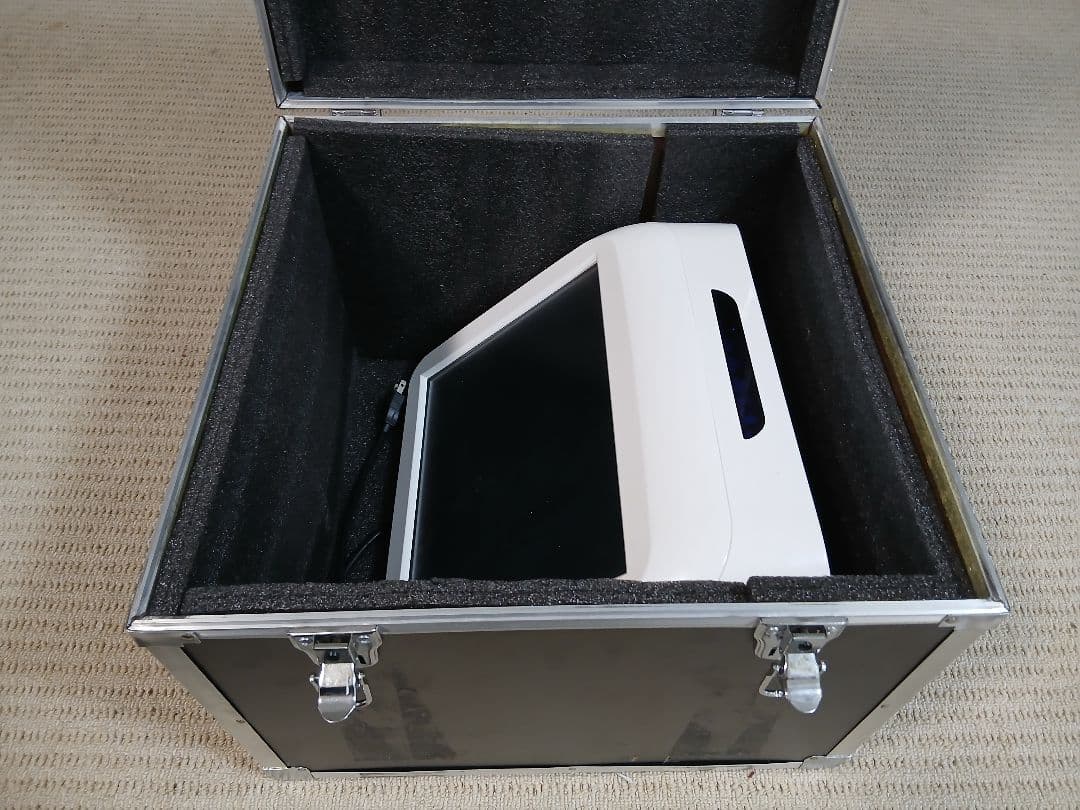 Rebirth Beauty 美顔器 タッチスクリーン