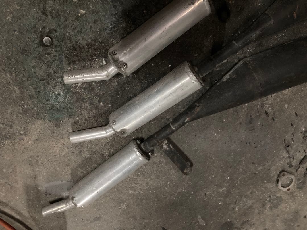 KHSS400マフラー　3本チャンバー　コメントうる覚え　ルーニー？