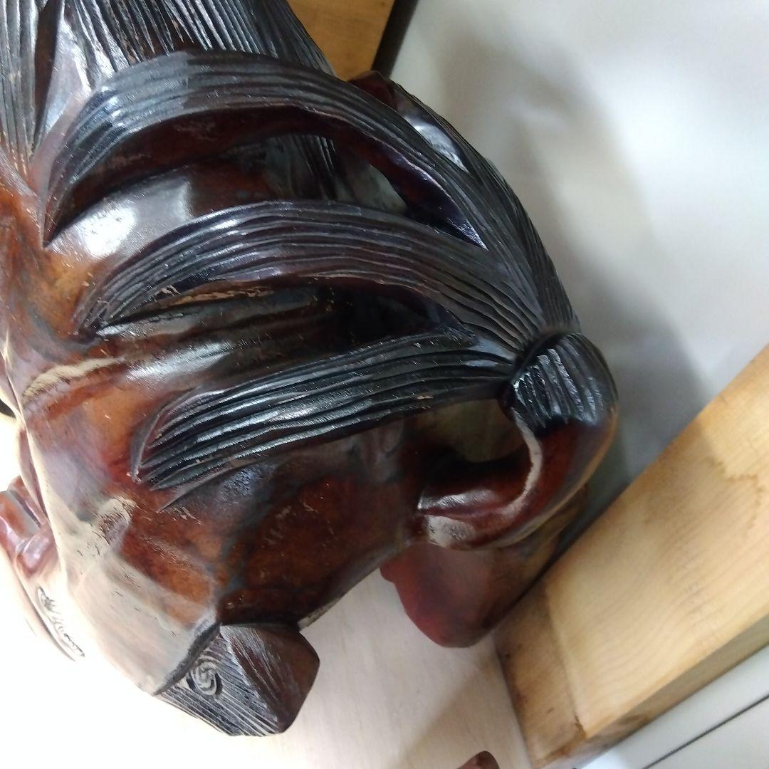 木製玉乗り獅子彫刻 　右玉乗り　①　厄除け