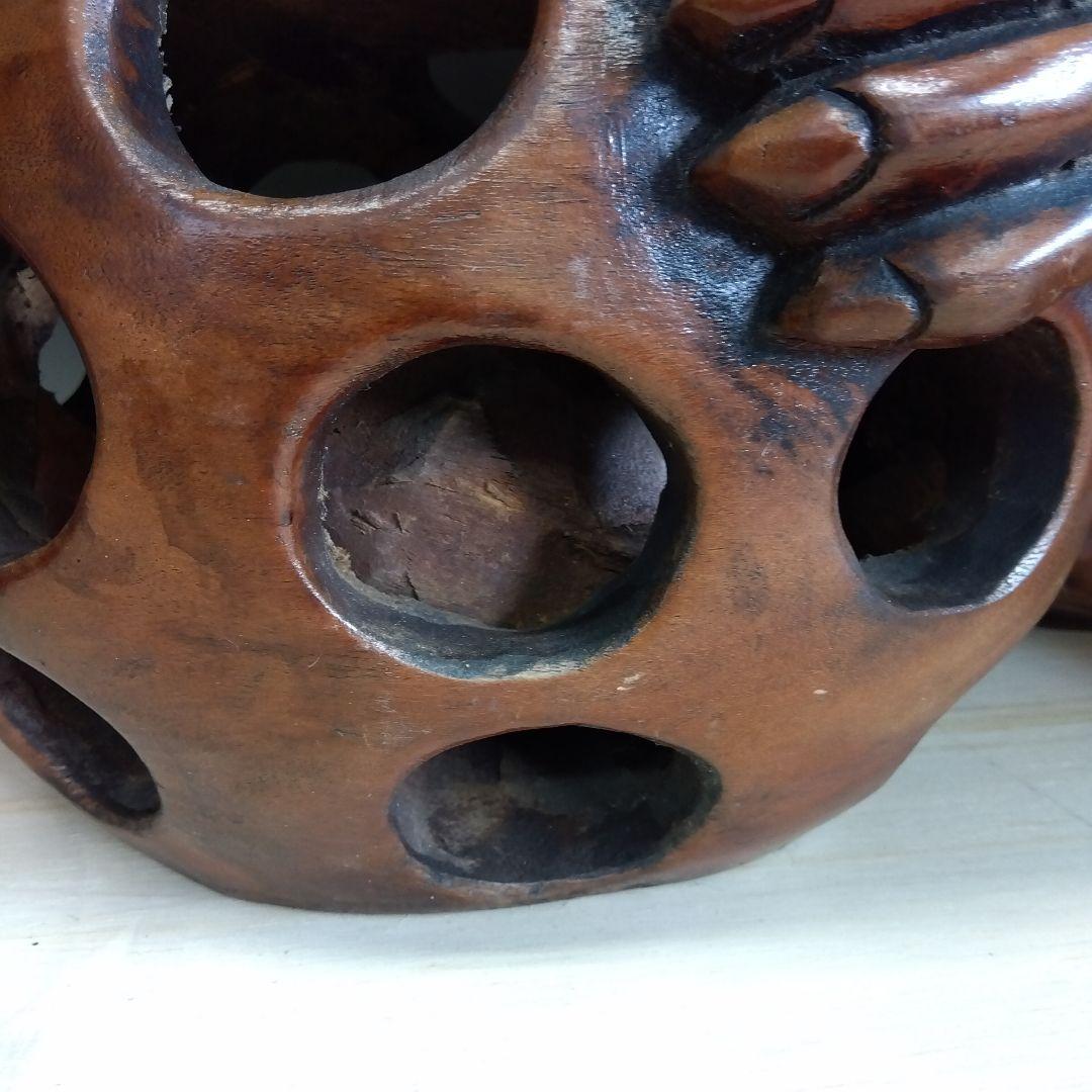 木製玉乗り獅子彫刻 　右玉乗り　①　厄除け