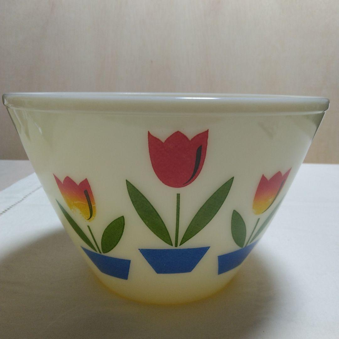ヴィンテージFire King チューリップ柄 ボウル LL アイボリー·美品