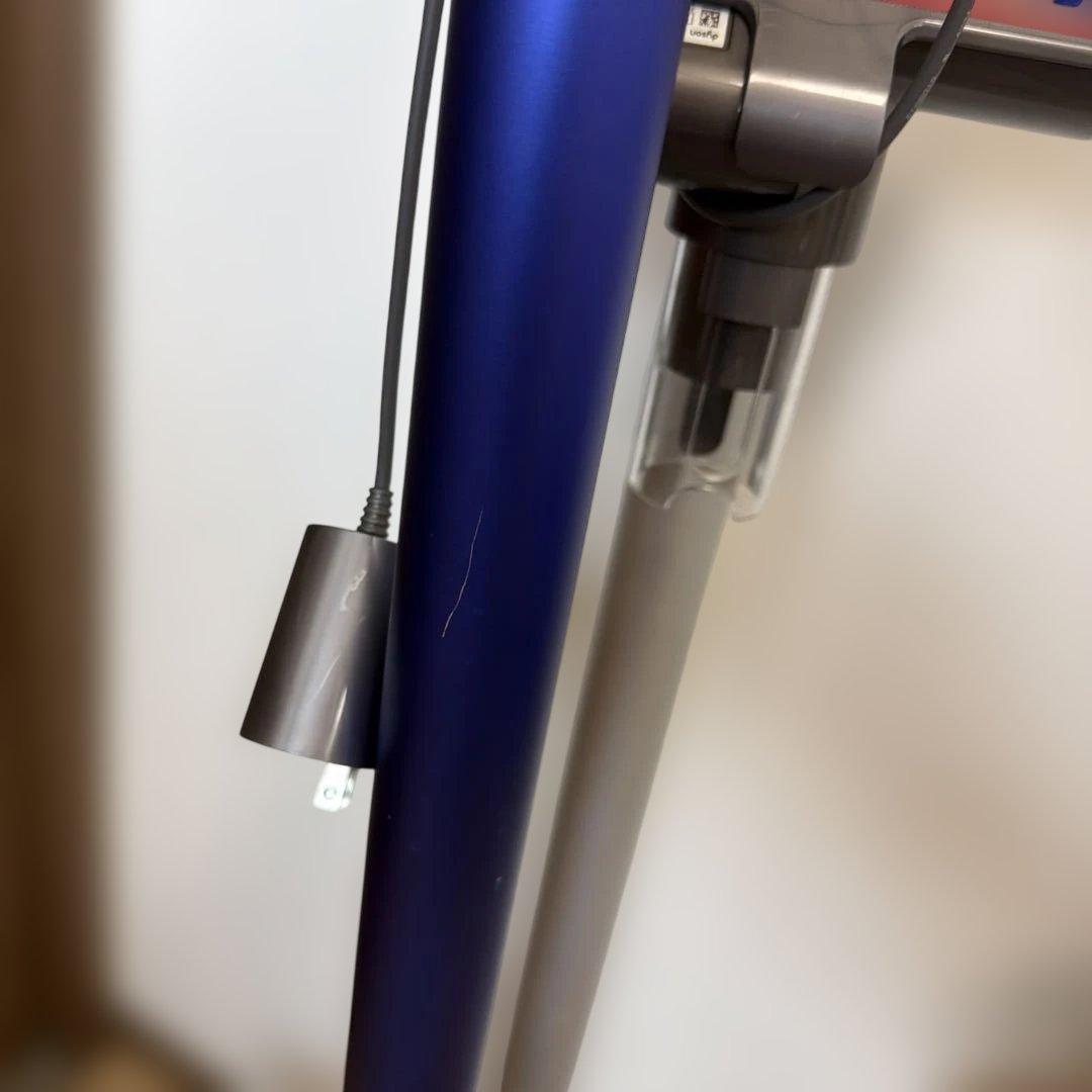 【ジャンク品】ダイソン V11 Absolute SV14 付属品・スタンド完備