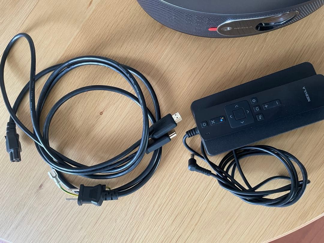 Anker Nebula Cosmos フルHD プロジェクター