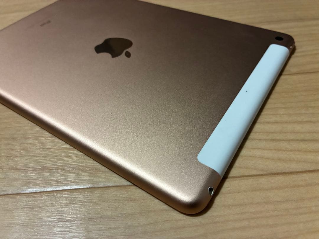 Apple iPad (第6世代) ゴールド 32GB セルラーモデル 超美品