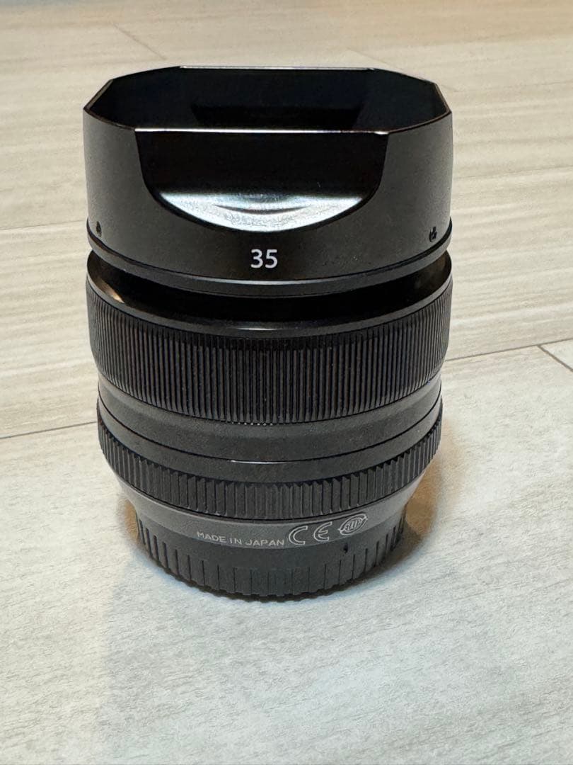 【美品】FUJIFILM XF35mm F1.4 レンズ+フード