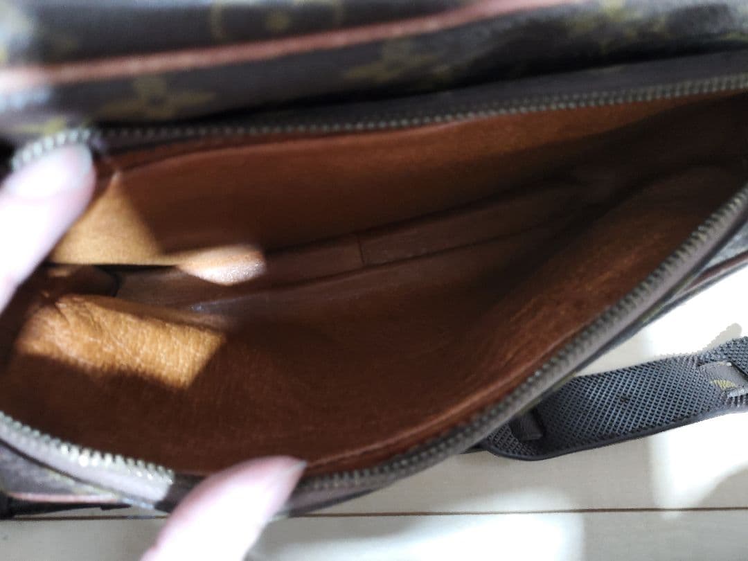 Louis Vuitton モノグラム レポーター ショルダーバッグ