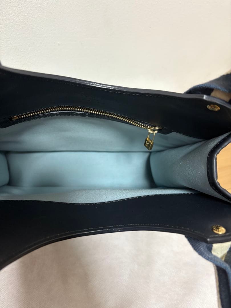 ルイヴィトン　モノグラム　サックキャトリーン