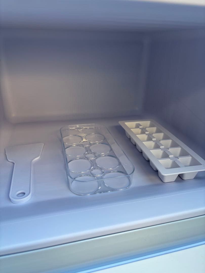 【2024年製‼️送料込‼️】冷凍冷蔵庫SP-90LD2【90ℓ】 simplus