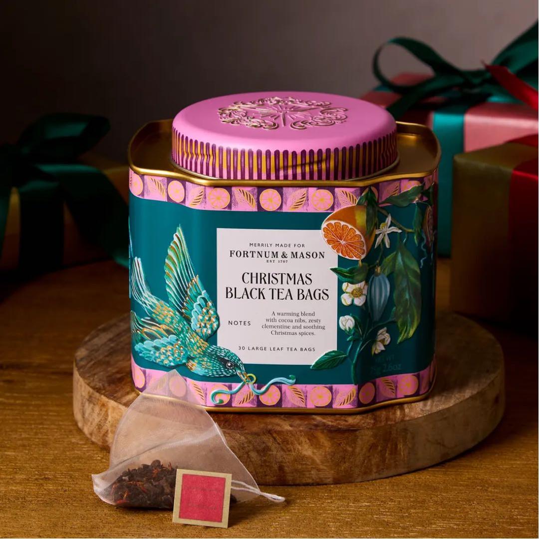フォートナム&メイソン　クリスマス・ブラックティーバッグ