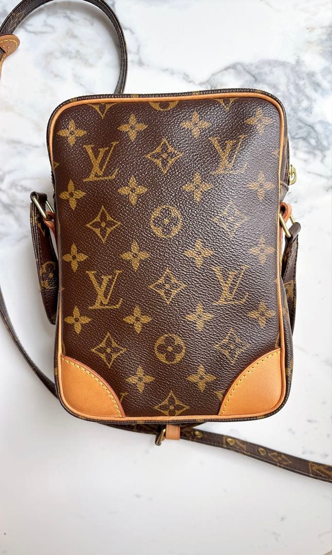 【極美品】ルイヴィトン アマゾン モノグラム ショルダーバッグ クロスボディー