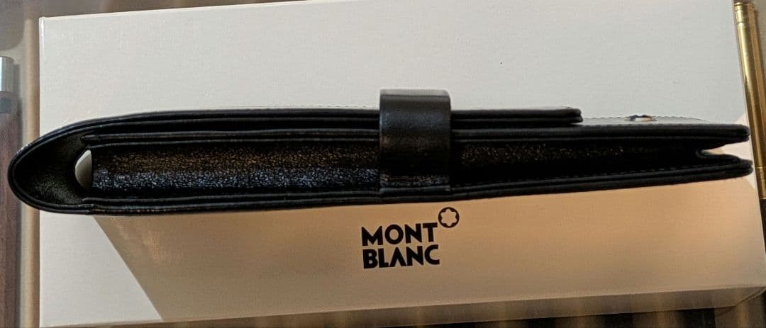美品　MONTBLANC　モンブラン　ペンケース　SIENA 3本用　30303
