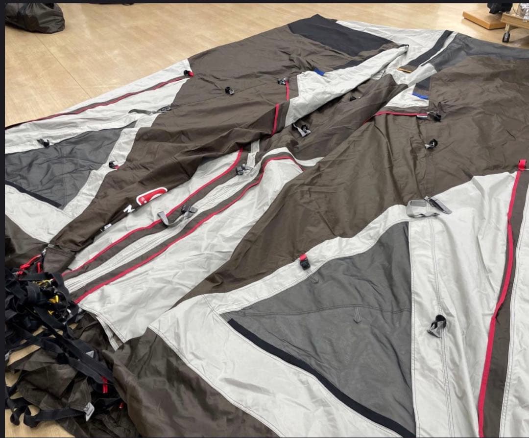 ①極美品　Coleman 4Sワイド2ルーム　コクーンIII コールマン