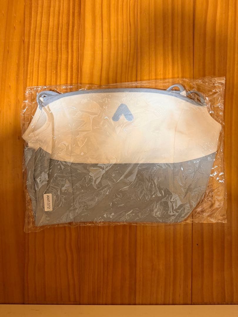 トップス andmary Sora bicolor camisole ice blue