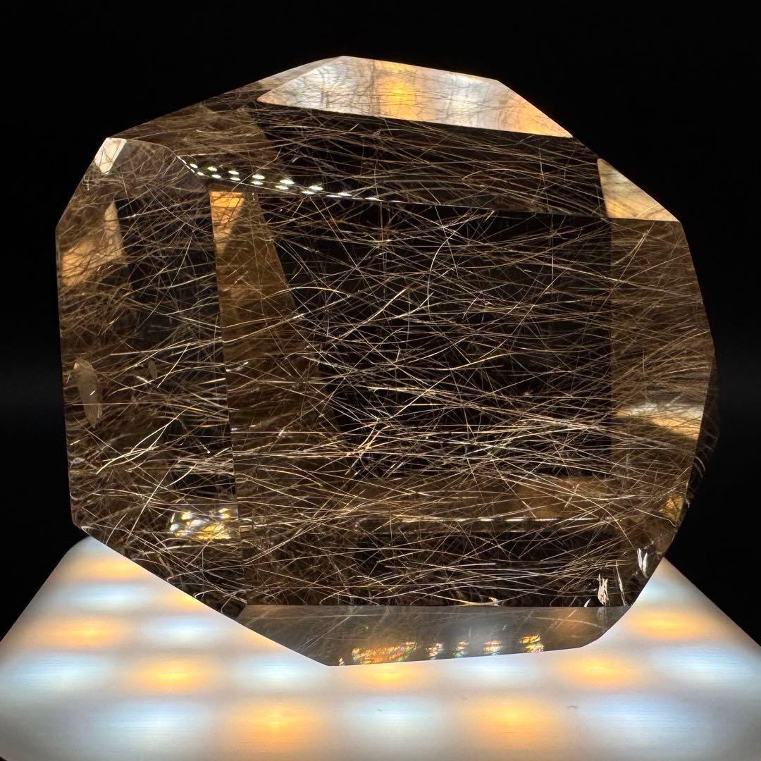 ゴールド〜シルバー ルチルクォーツ 磨き石 マニハール産