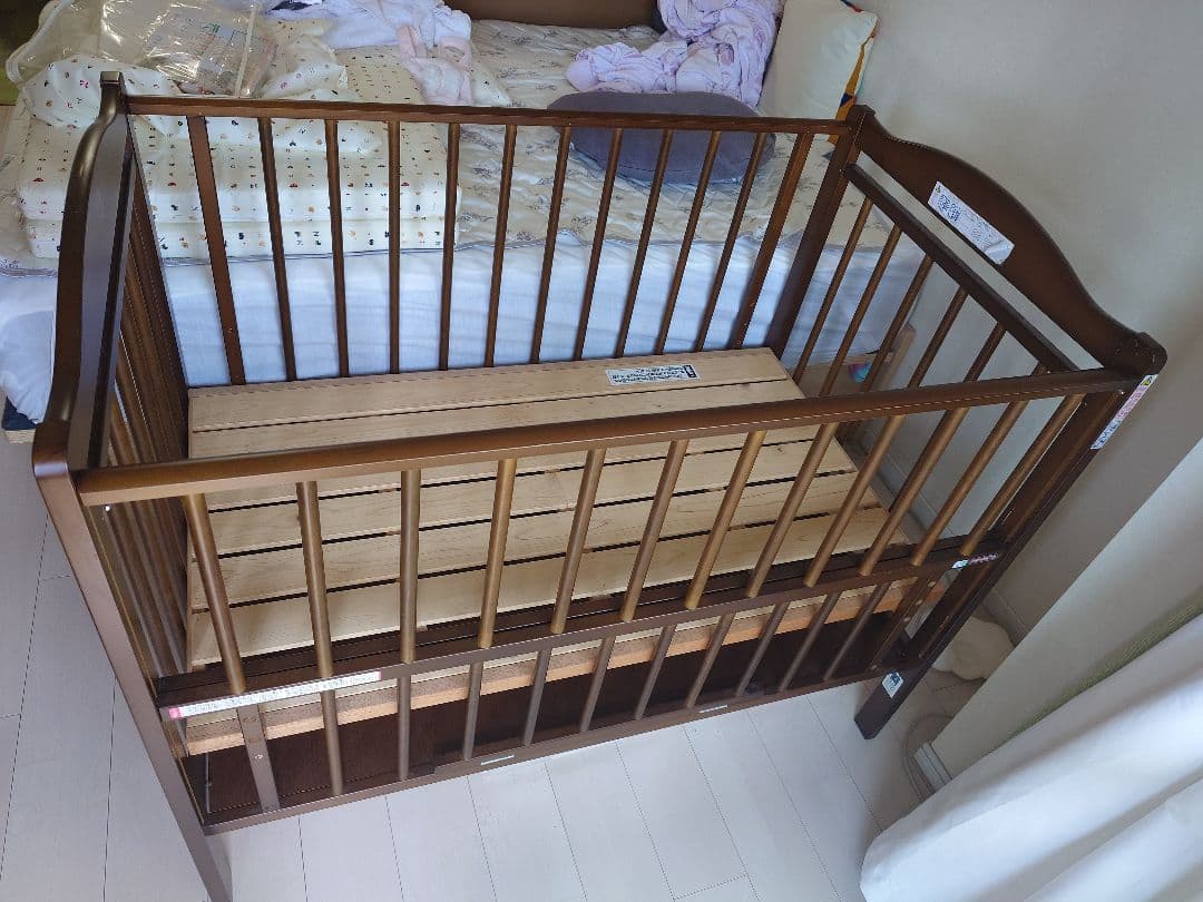 ベビーベッド　EASEすのこハイベッド