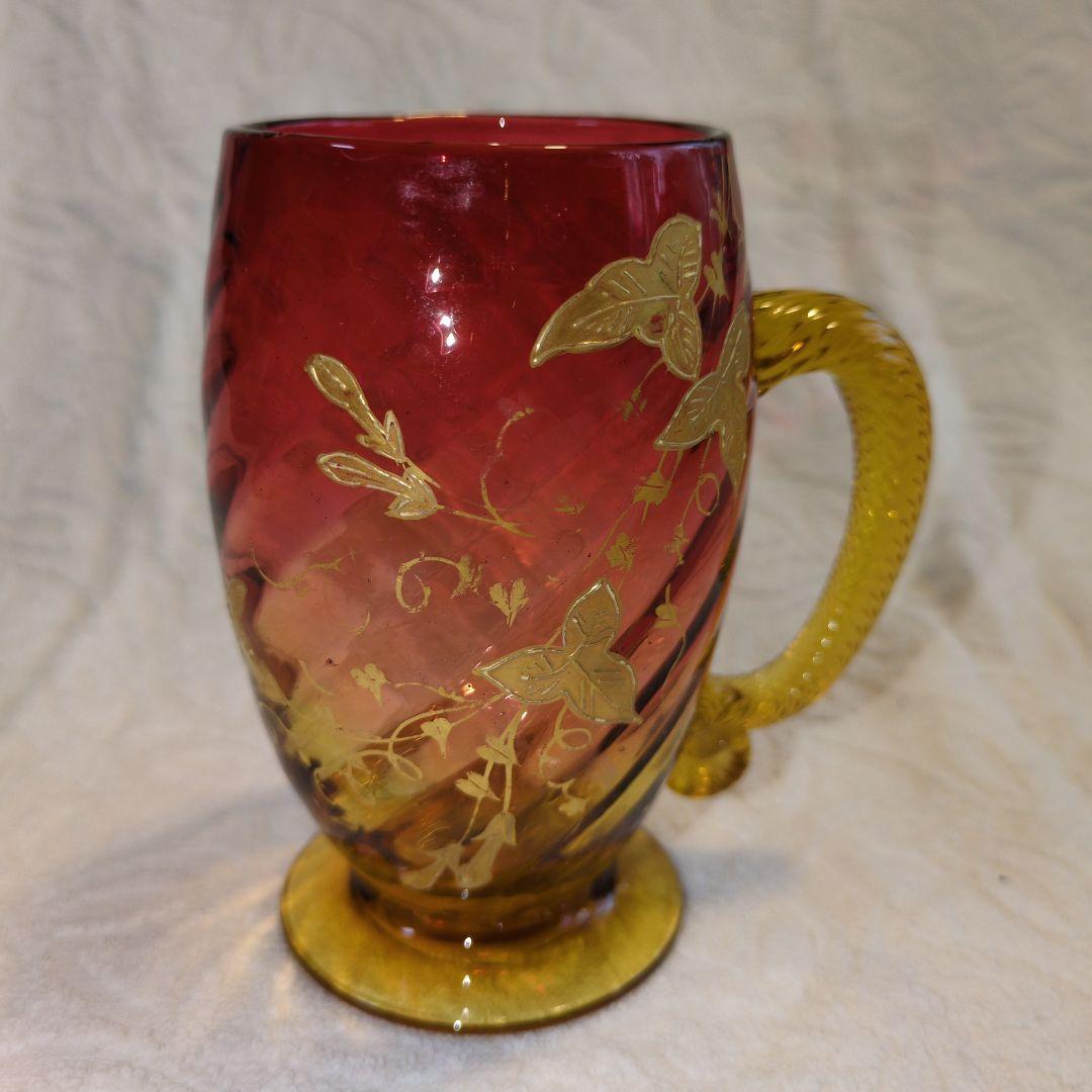 再再お値下げしました❢オールドバカラ、赤と金のつる花柄グラス 超希少のお品物です