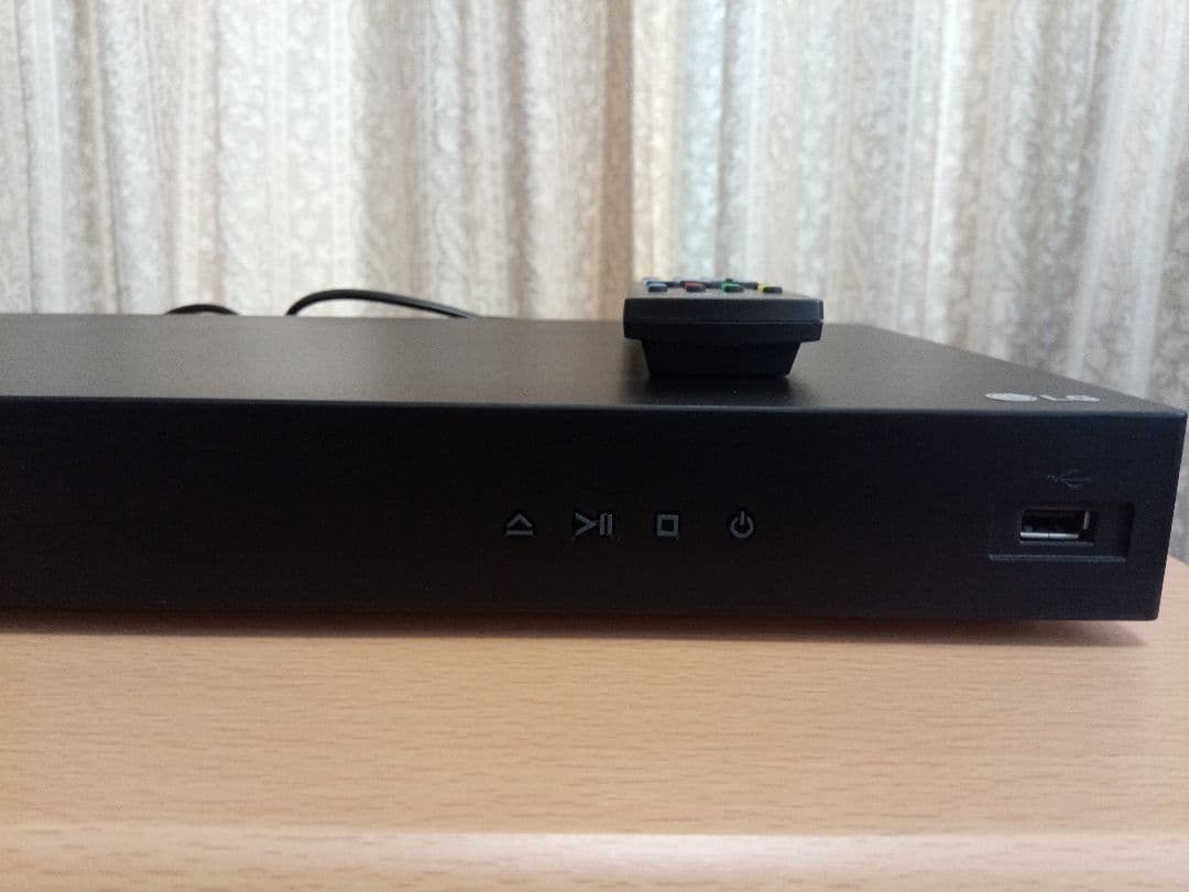 LG Ultra HD ブルーレイプレーヤー UBK80