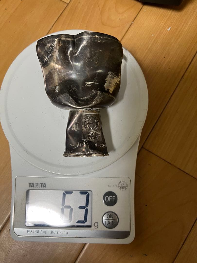 銀製トロフィー型メタル製アイテム USL刻印