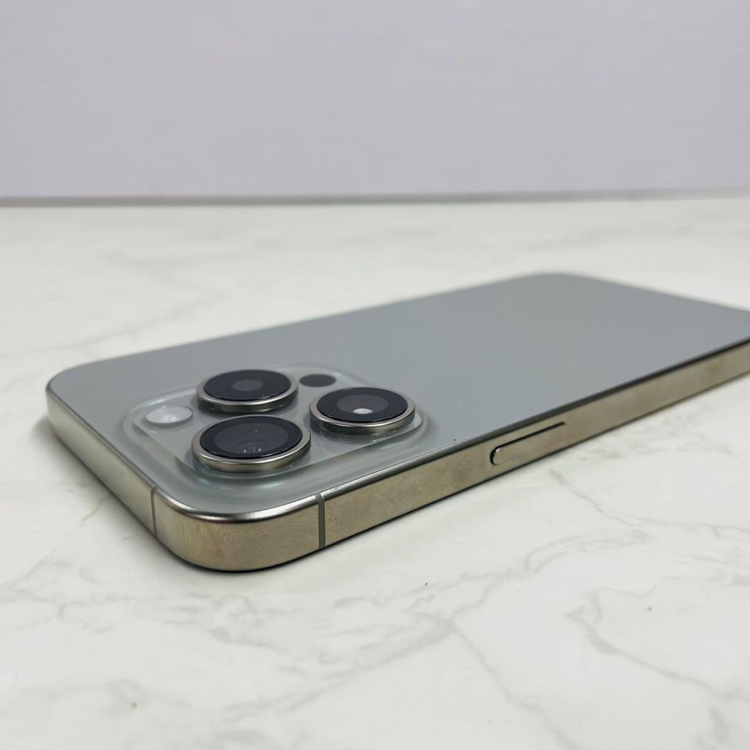 iPhone15 pro 128GB MTU93J/A ストア購入