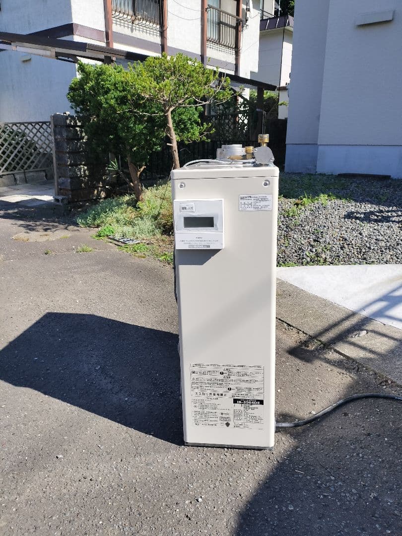 据え置き型給湯器 ボイラー