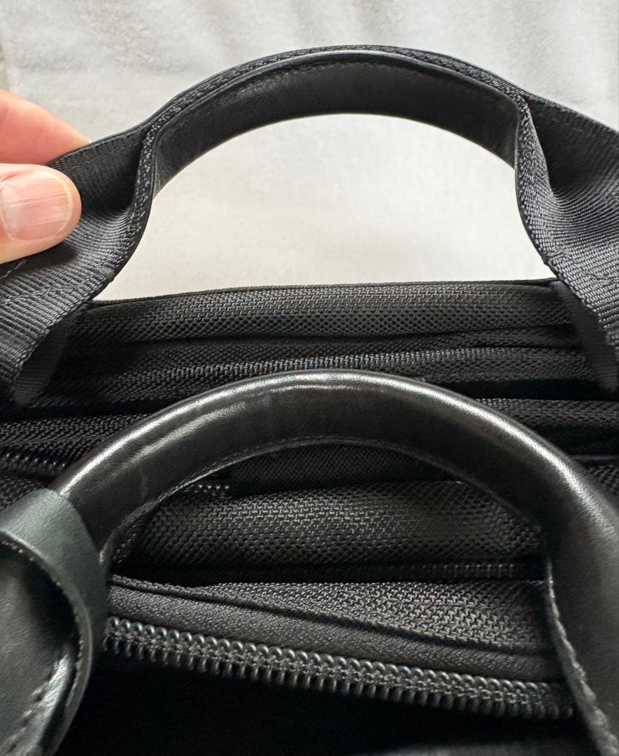 美品TUMIビジネスバッグ ブラック