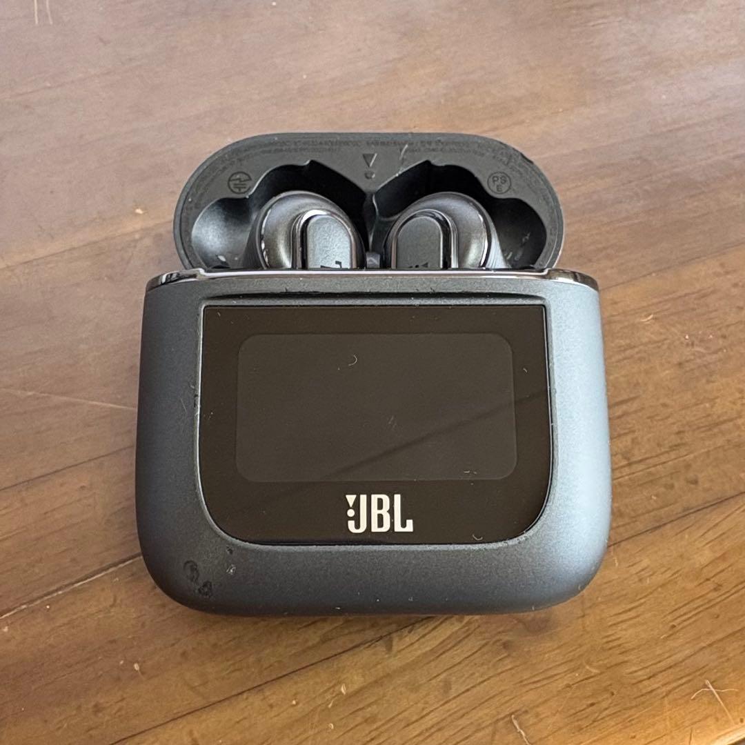 JBL Tour Pro 2ワイヤレスイヤホン ケース付き