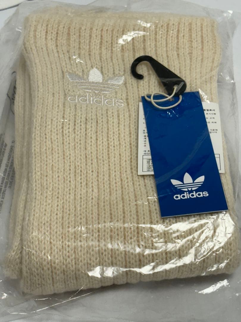 adidas リブ編みレッグウォーマー白黒2点セット