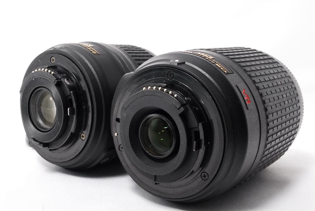 WiFi搭載◆Nikon D5300◆一眼レフカメラ◆手ぶれ補正◆レンズフード付