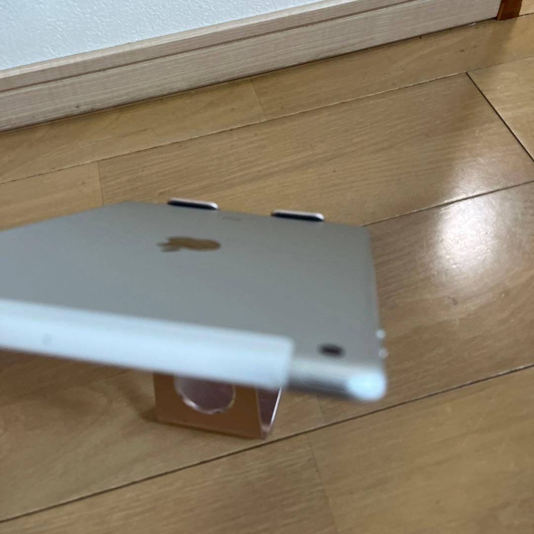 バッテリー92%良好品！iPad6世代Wi-Fi + Cellular 32G