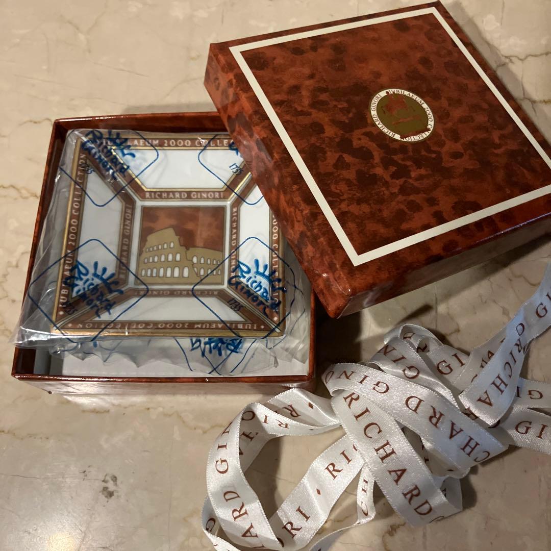 ジノリ　ミレニアム　コロッセオ飾り皿《超レア》《新品・未使用品》