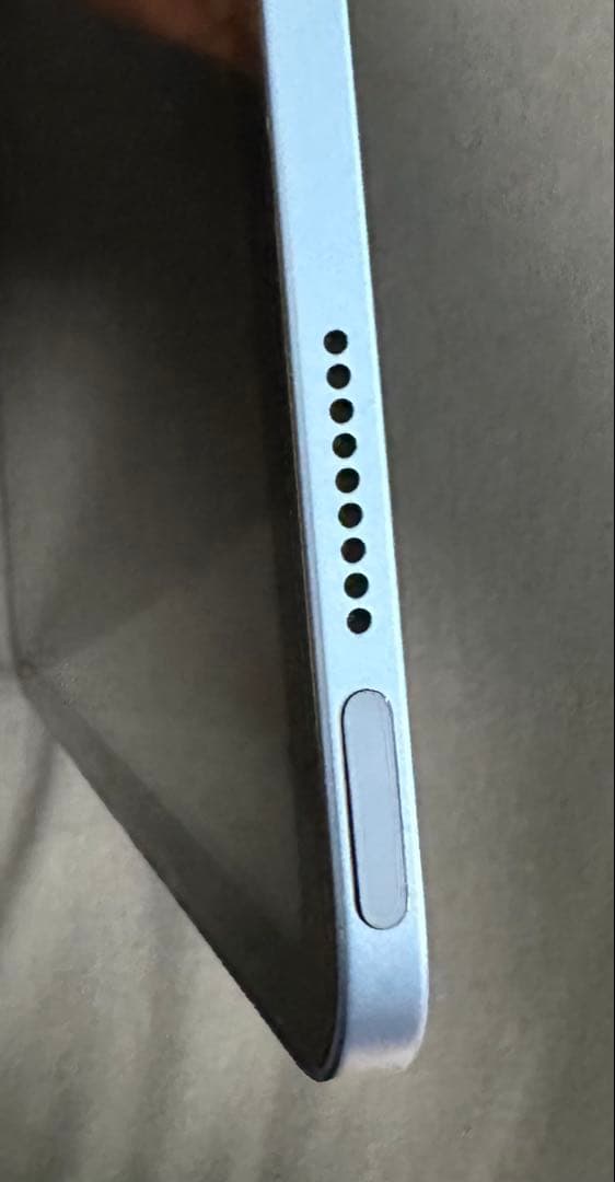 【美品】Apple iPad 第10世代ブルー64G Wi-Fiモデル