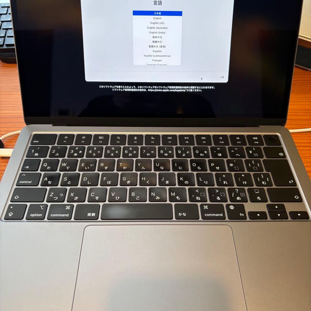 【美品】MacBook Air M2 13.6 8GB 256GB