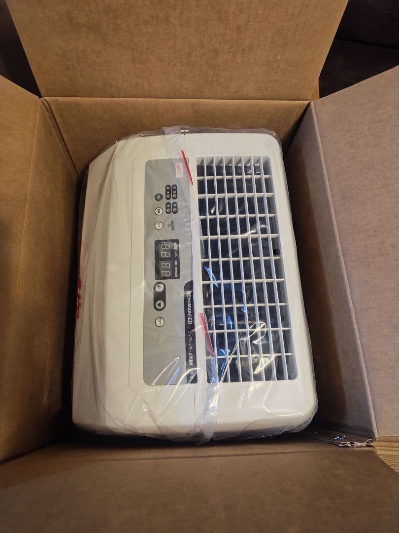 ナカトミ 除湿機 DM-10 新品未使用 送料無料 木造20畳 鉄筋40畳