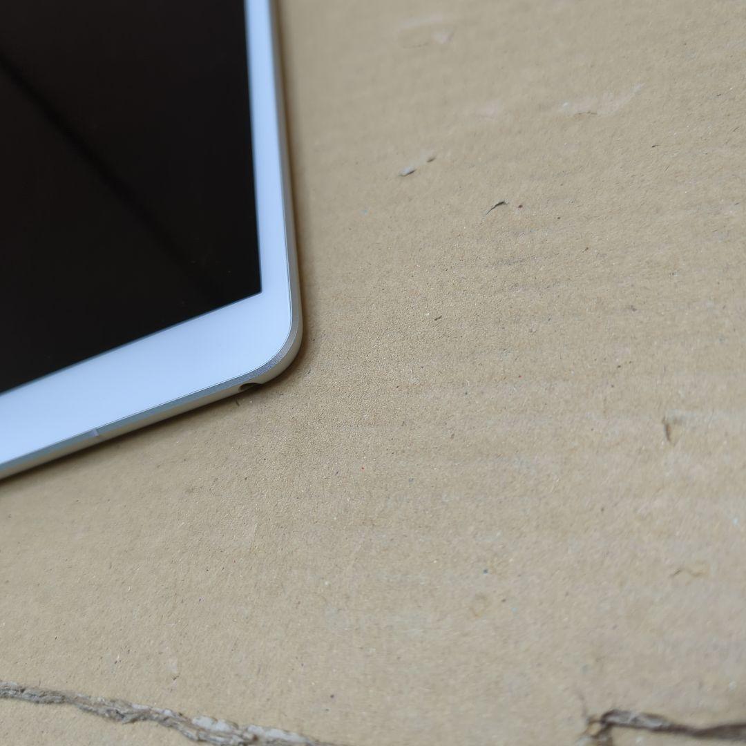 iPad Air (第３世代) Wi-Fi+セルラー　 64GB シルバー