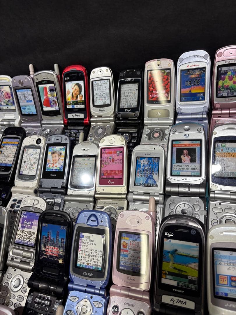 【まとめて90点セット】モックアップ 販売店模型 携帯電話 ガラケー