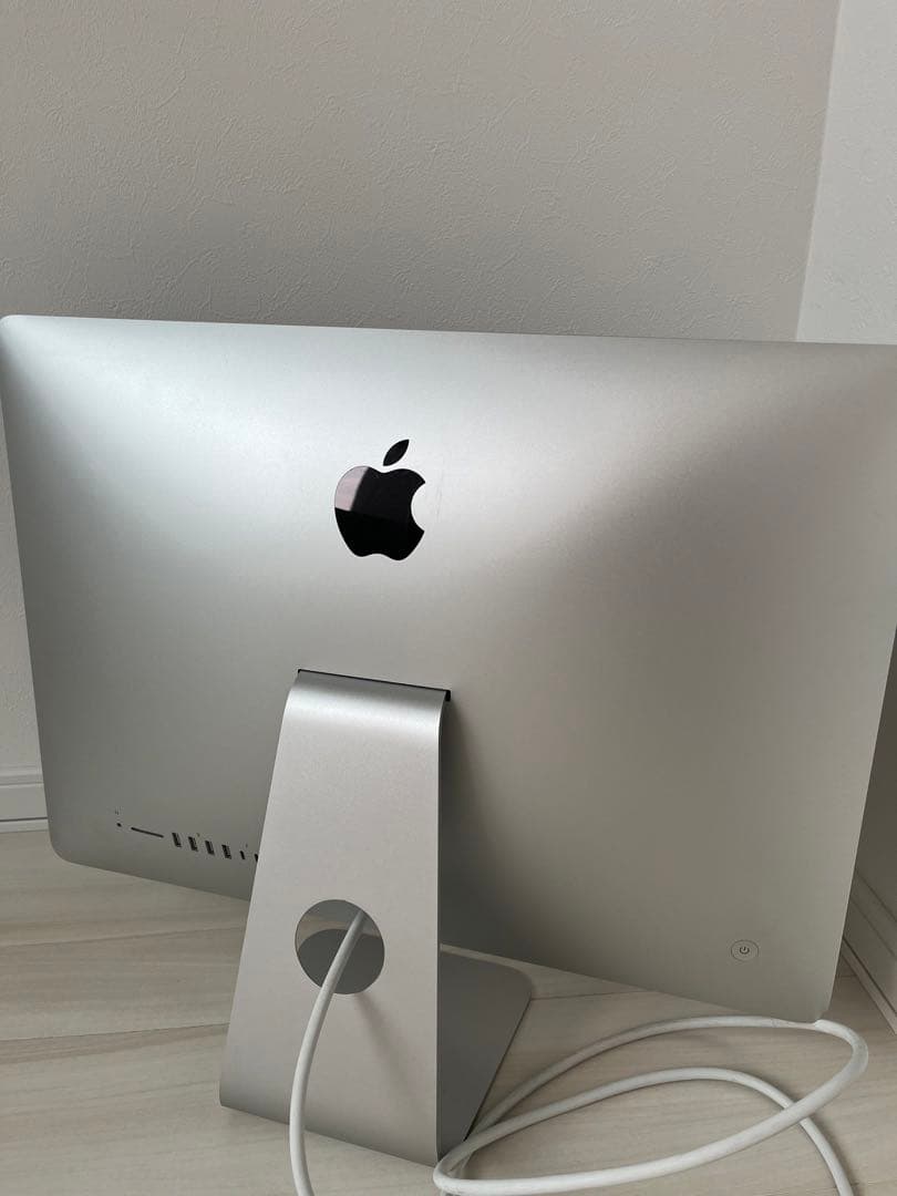 Apple iMac 2017 21.5インチ RAM8GB HDD1TB