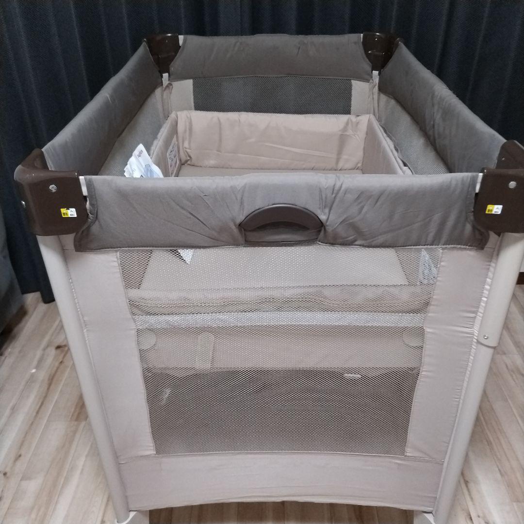 Aprica　アップリカ　ココネルエアー　折り畳み　ベビーベッド
