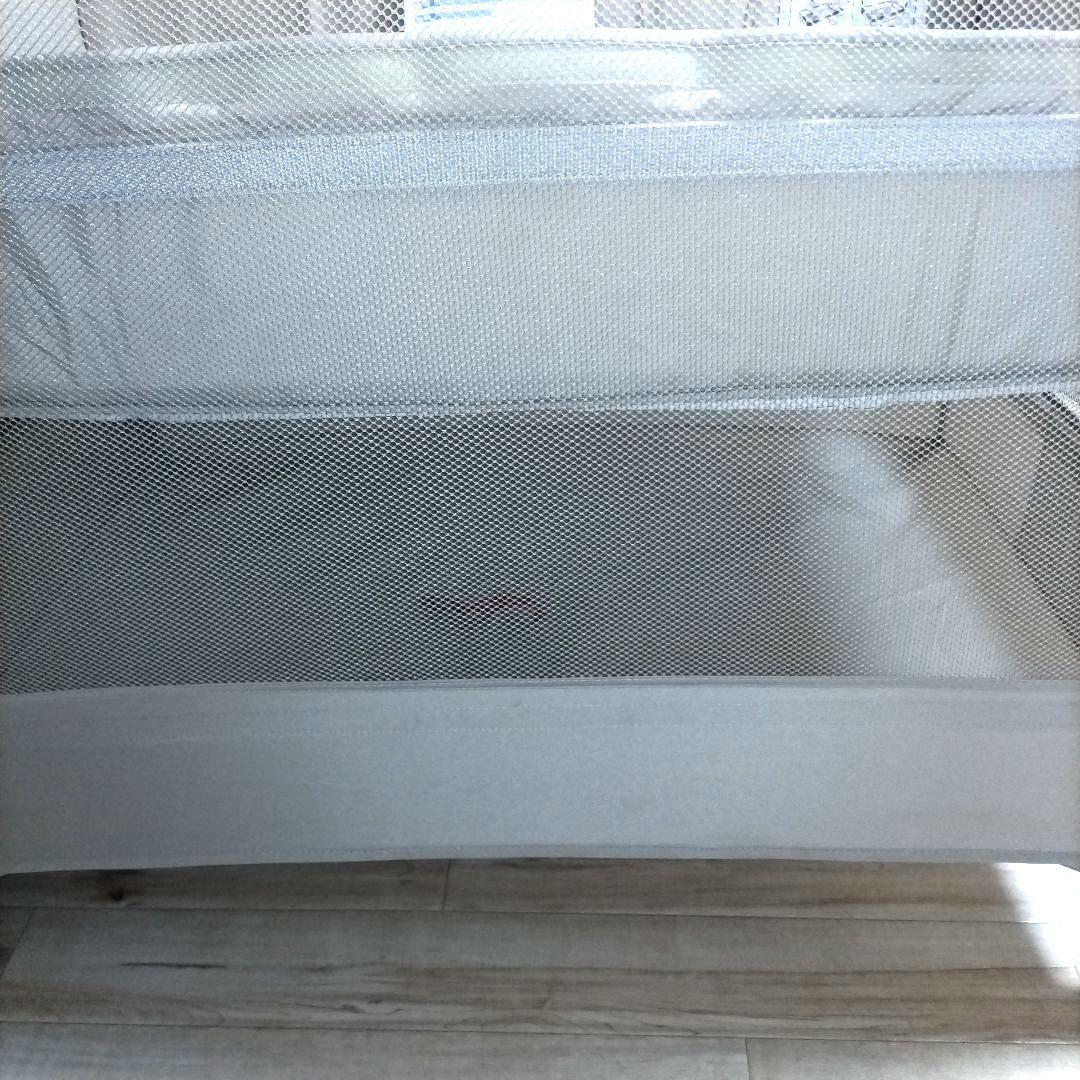 Aprica　アップリカ　ココネルエアー　折り畳み　ベビーベッド