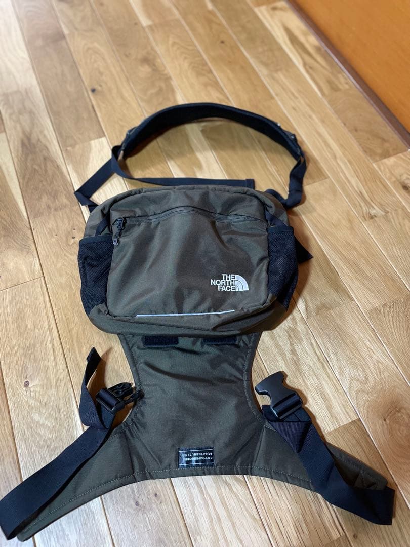 完売品 THE NORTH FACE ベビースリングバッグ