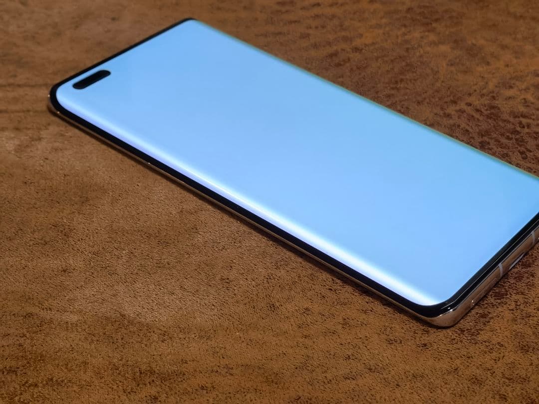 【極美品】HUAWEI Mate40 Pro ホワイト 白 8GB/256GB