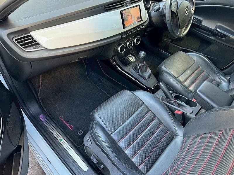 H25 アルファロメオ ジュリエッタ スポルティーバ TVナビ HID フォグ