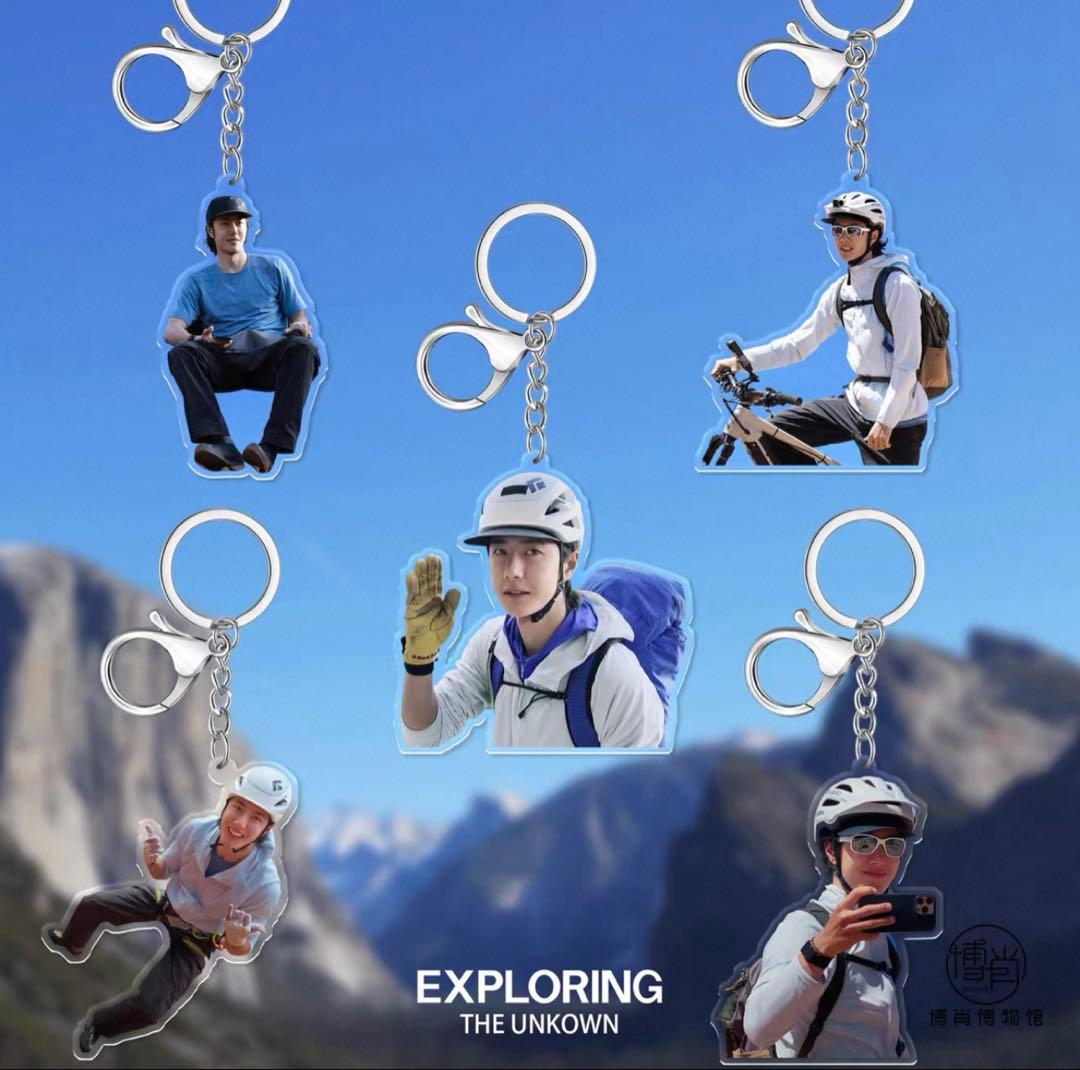 rukaさま専用　パーカー、アクキーセット、HH代言グッズセット