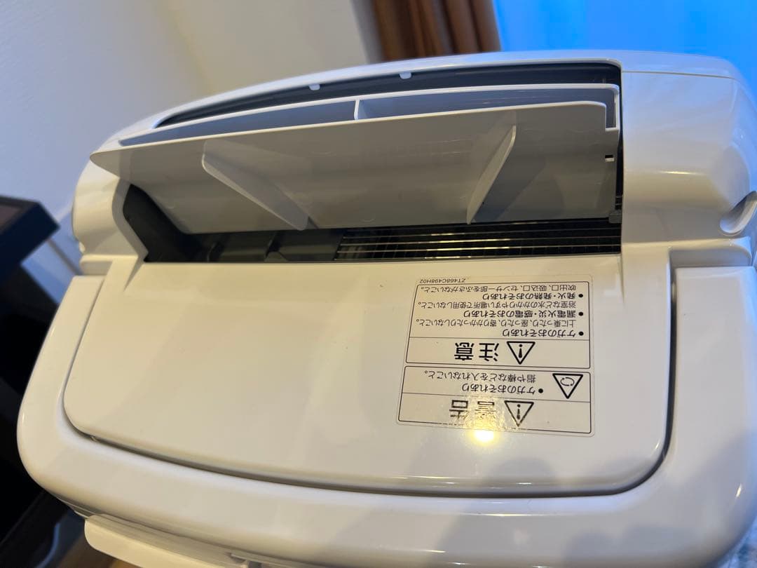 三菱 衣類乾燥除湿機 MJ-P180TX-W 2シーズン使用