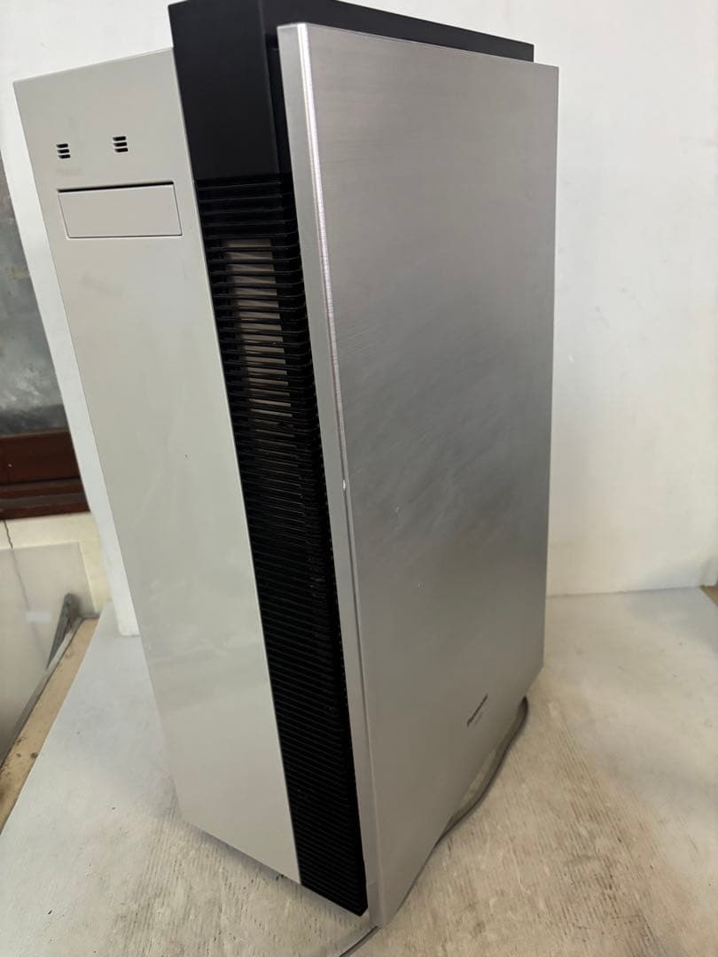 パナソニック 空間除菌脱臭機 ジアイーノ　F-MV3000