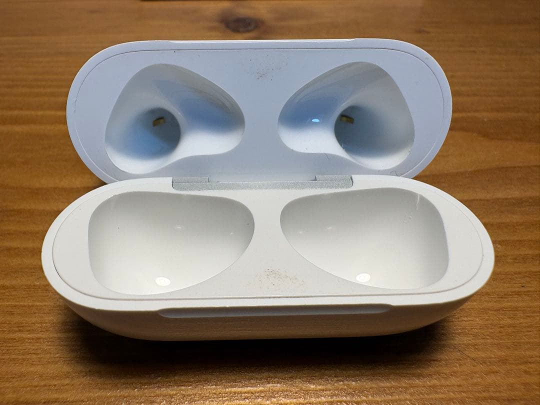 AirPods 3本体（充電ケーブル付き）