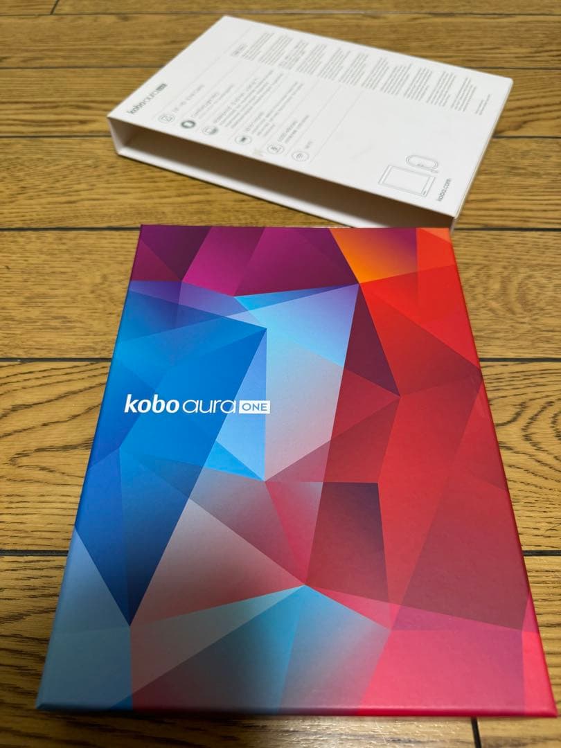 【未使用品】楽天kobo aura ONE 電子ブックリーダー
