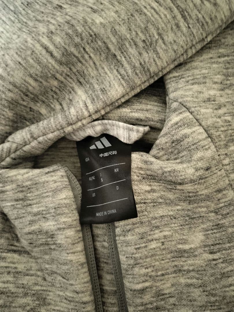 adidas メンズ Sサイズパーカー パンツ ジャージ 上下