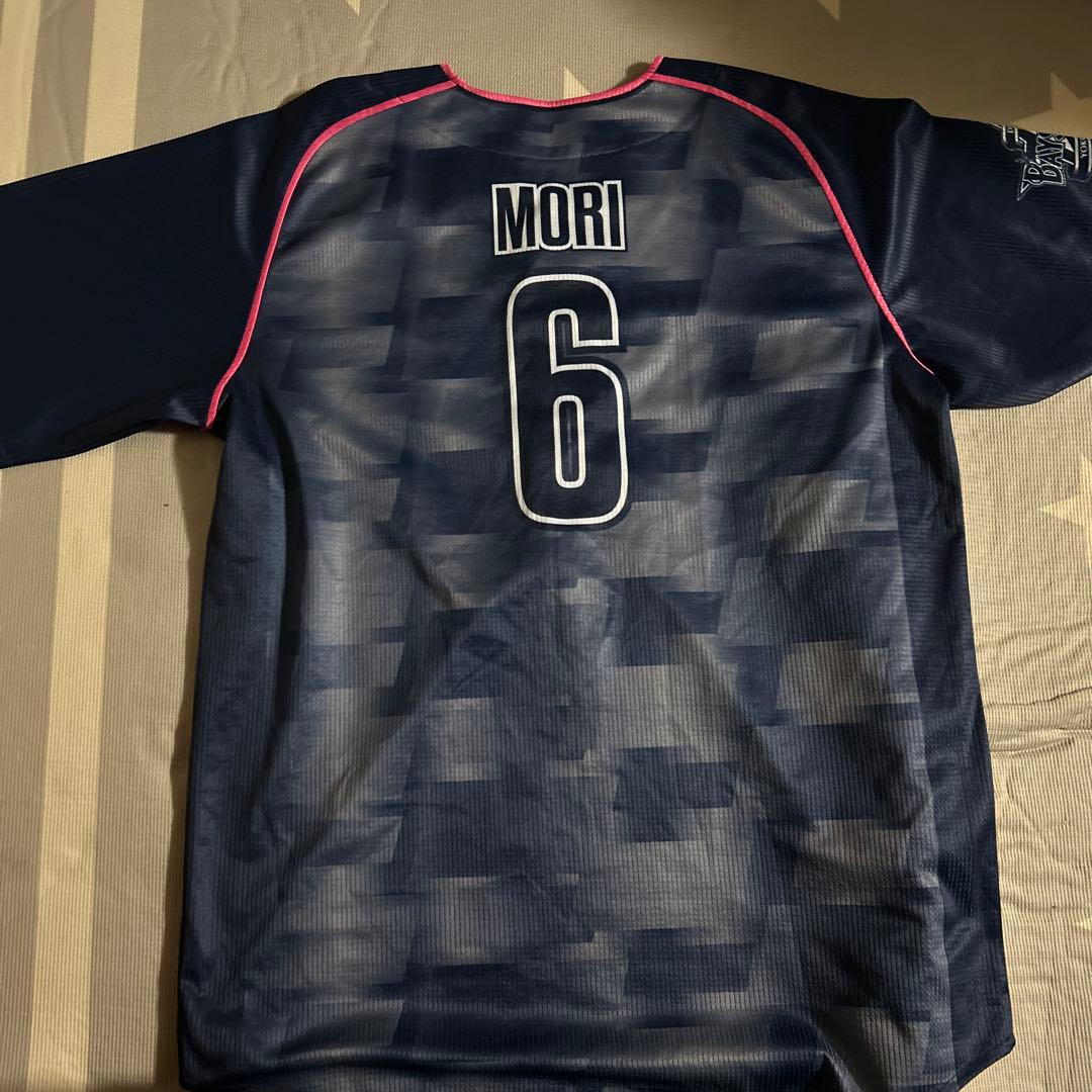 横浜DeNAベイスターズ　限定ユニフォーム 森　敬斗　選手　　背番号　６