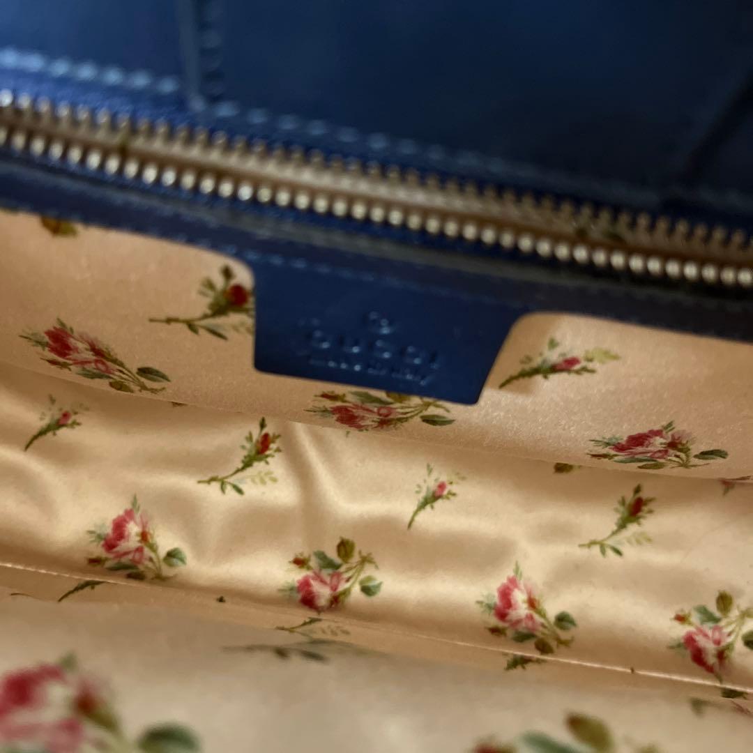 GUCCI デニムバッグ　ショルダーストラップ付き　パールCGマーモント