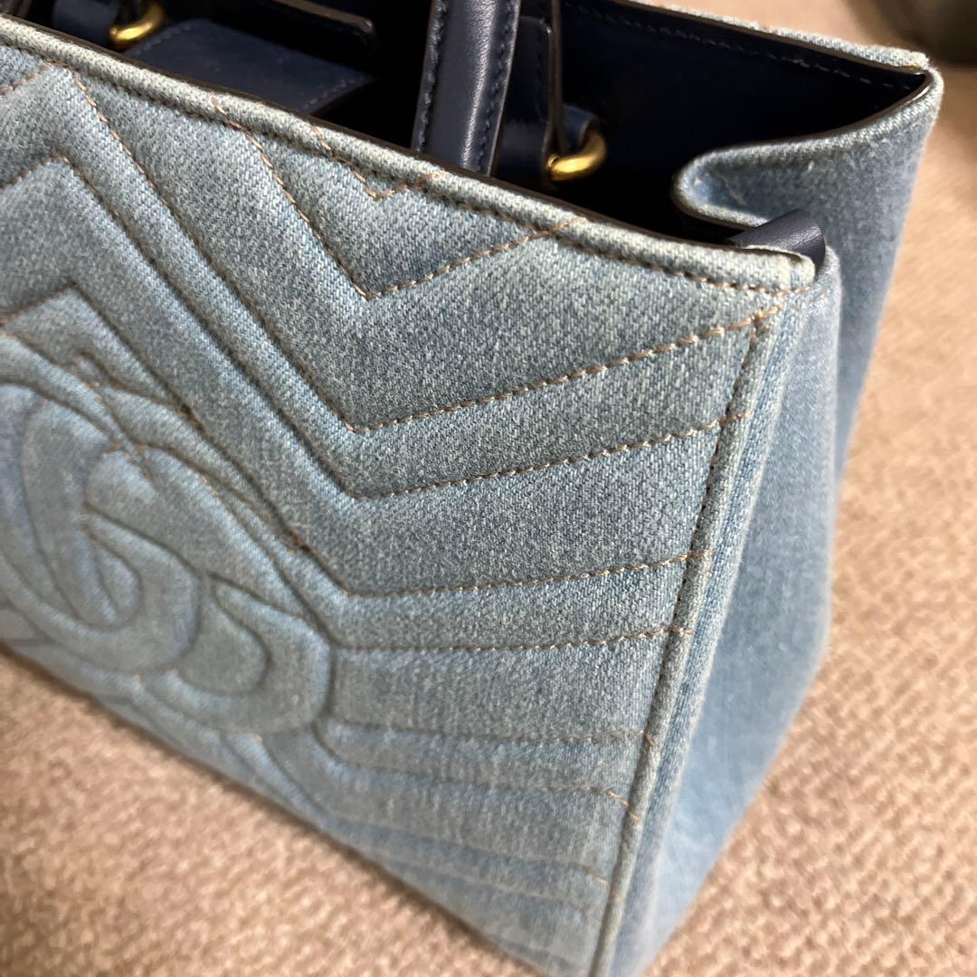 GUCCI デニムバッグ　ショルダーストラップ付き　パールCGマーモント